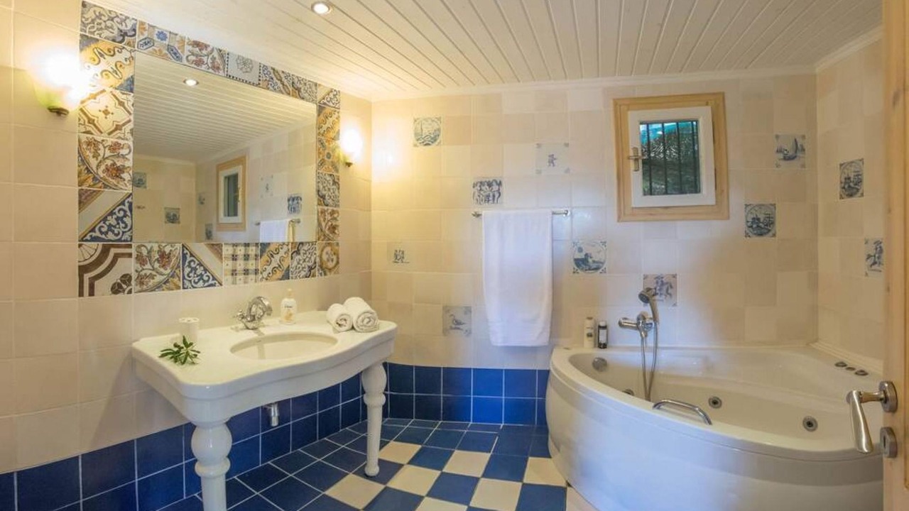 Photo of Bathroom in Kavallos