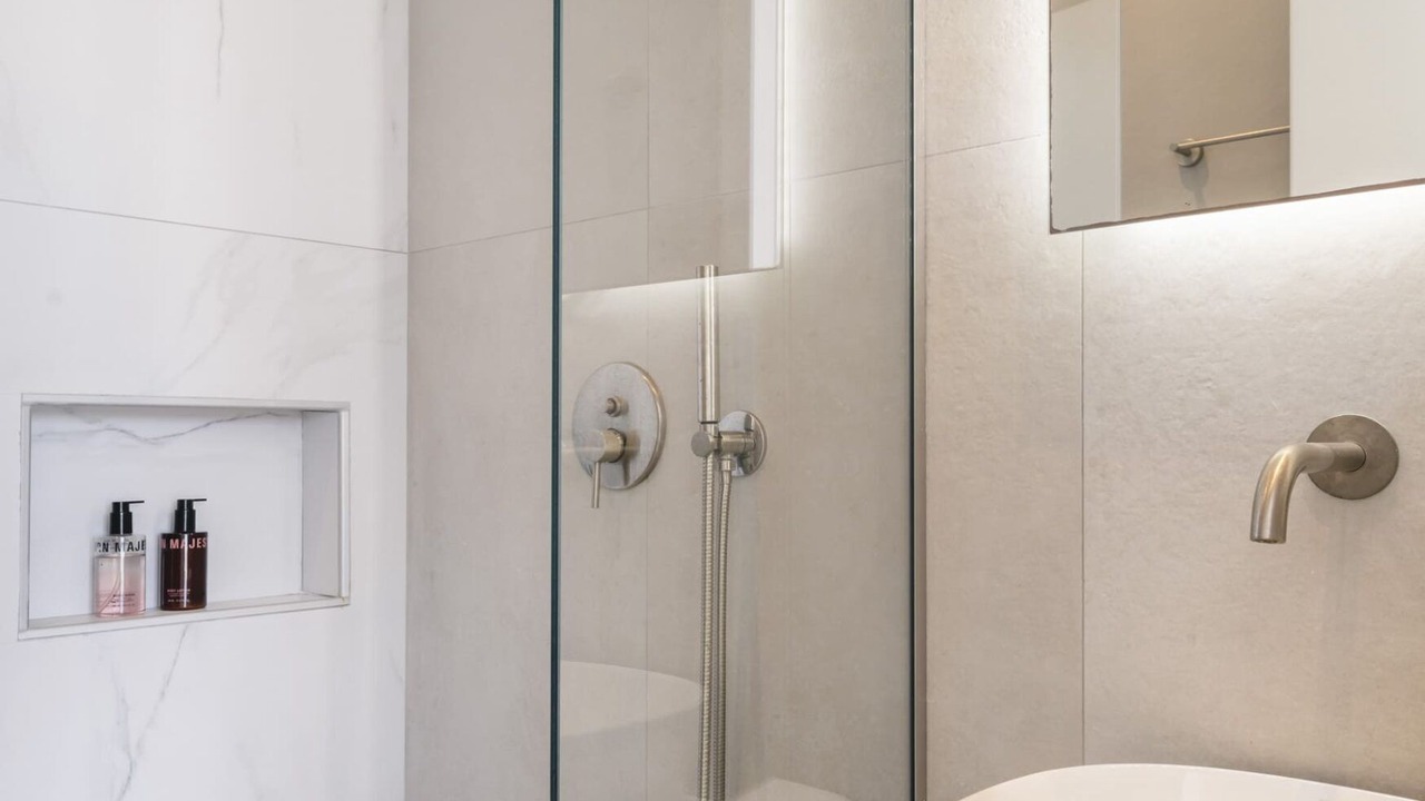 Photo of Bathroom in Ornos