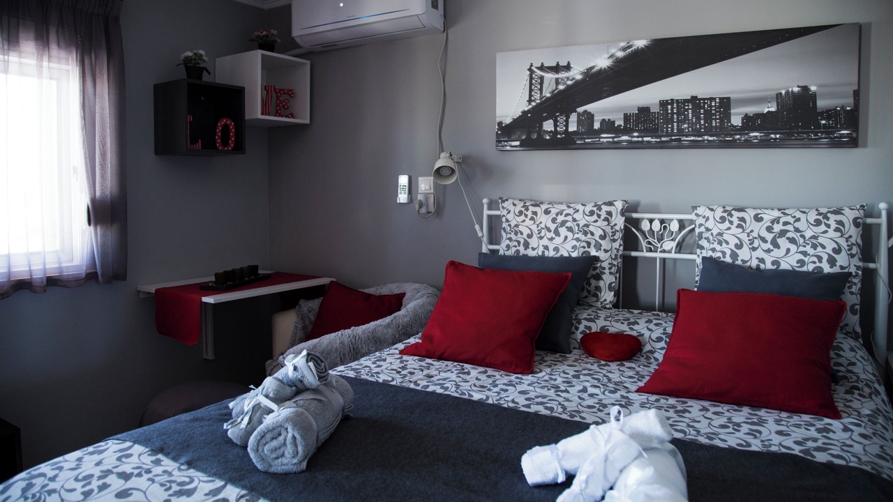 Photo of Bedroom in Aigaleo