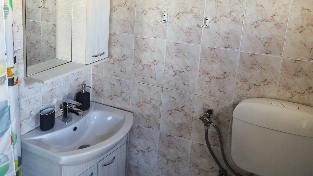 Photo of Bathroom in Aigaleo