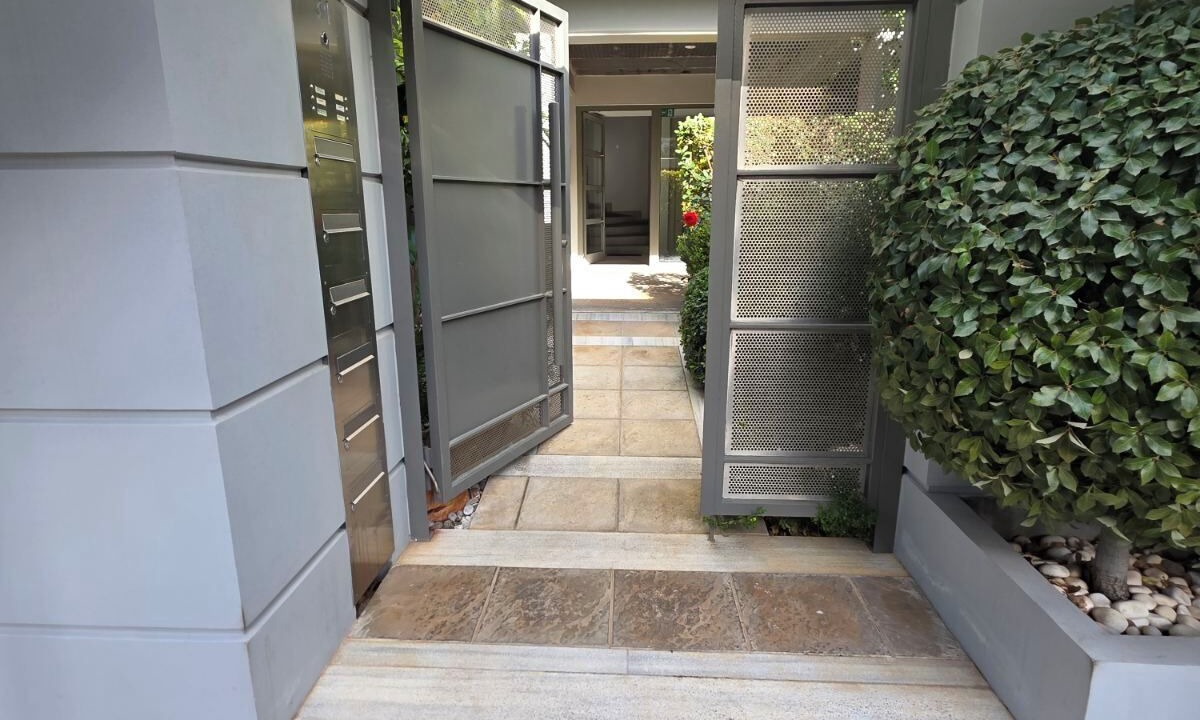 Photo of Outdoor in Neo Psychiko