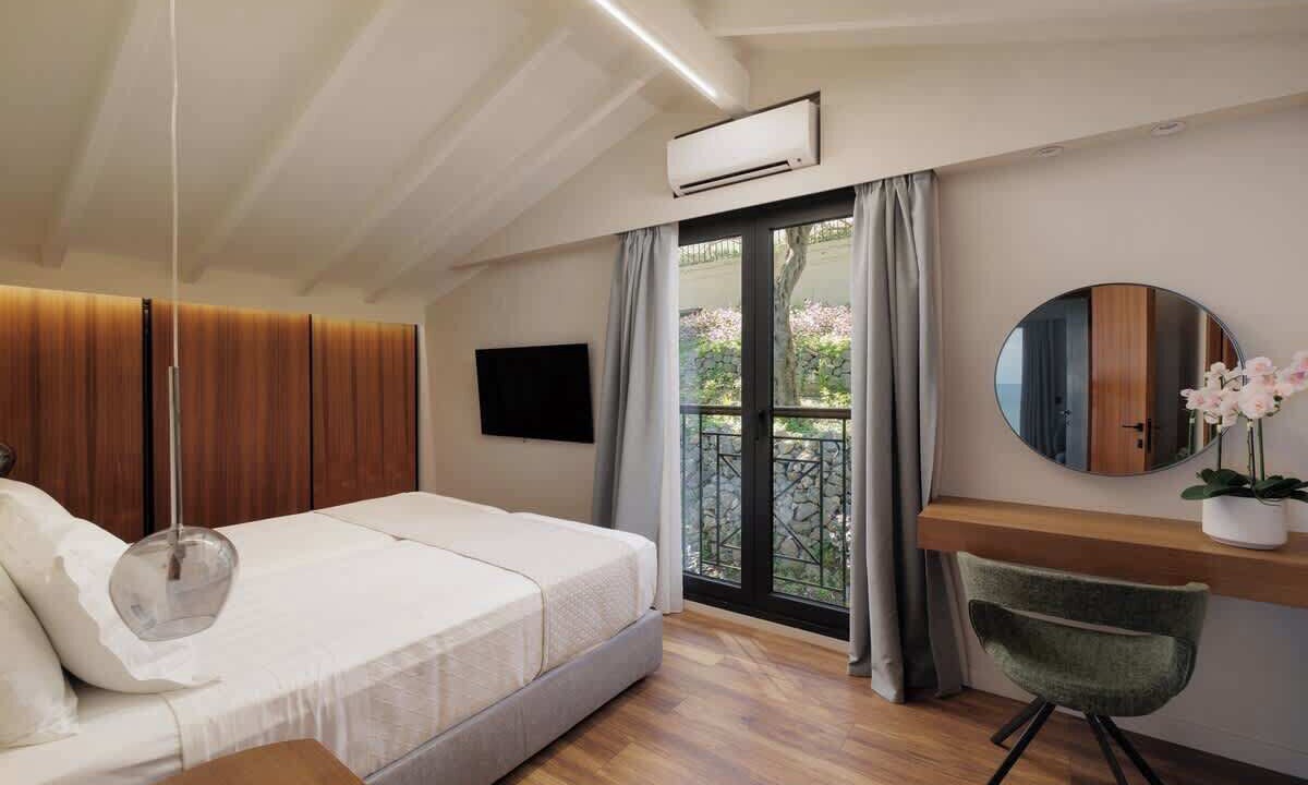 Photo of Bedroom in Benitses