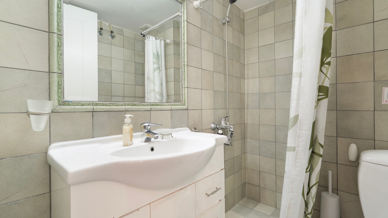 Photo of Bathroom in Khelmata