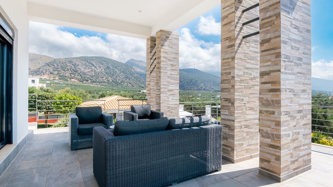 Photo of Patio Balcony in Vrachasi