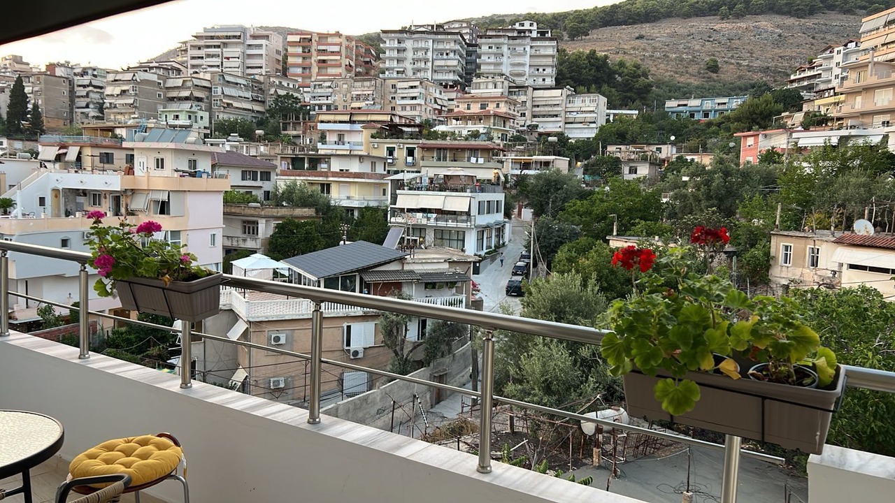Photo of Outdoor in Qender