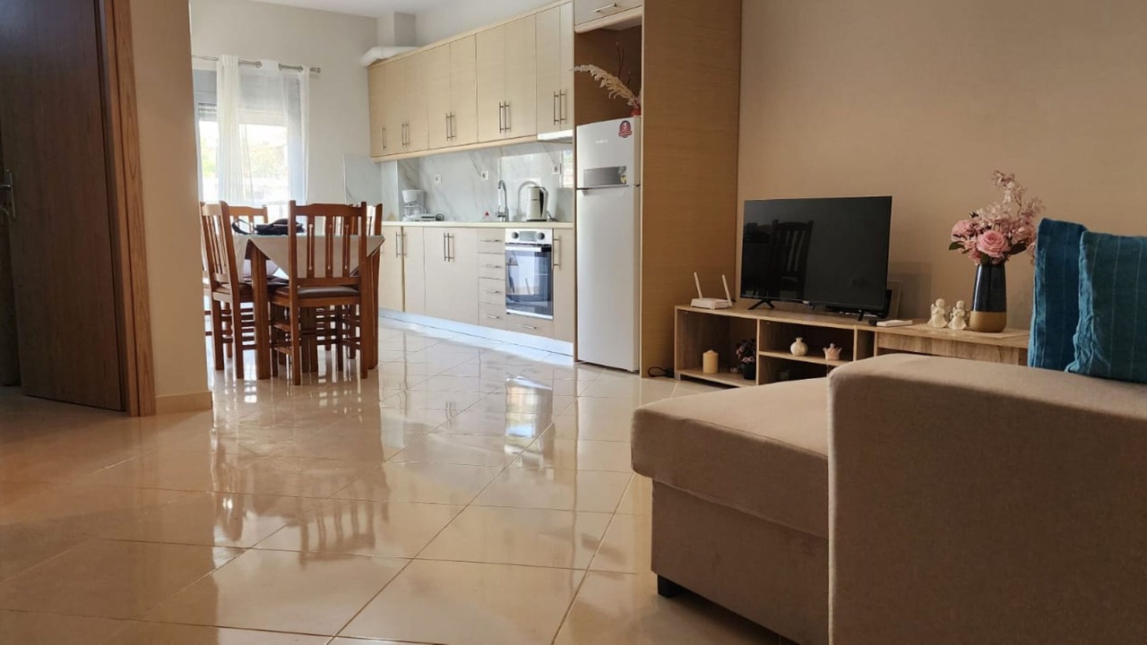 Photo of Livingroom in Qender