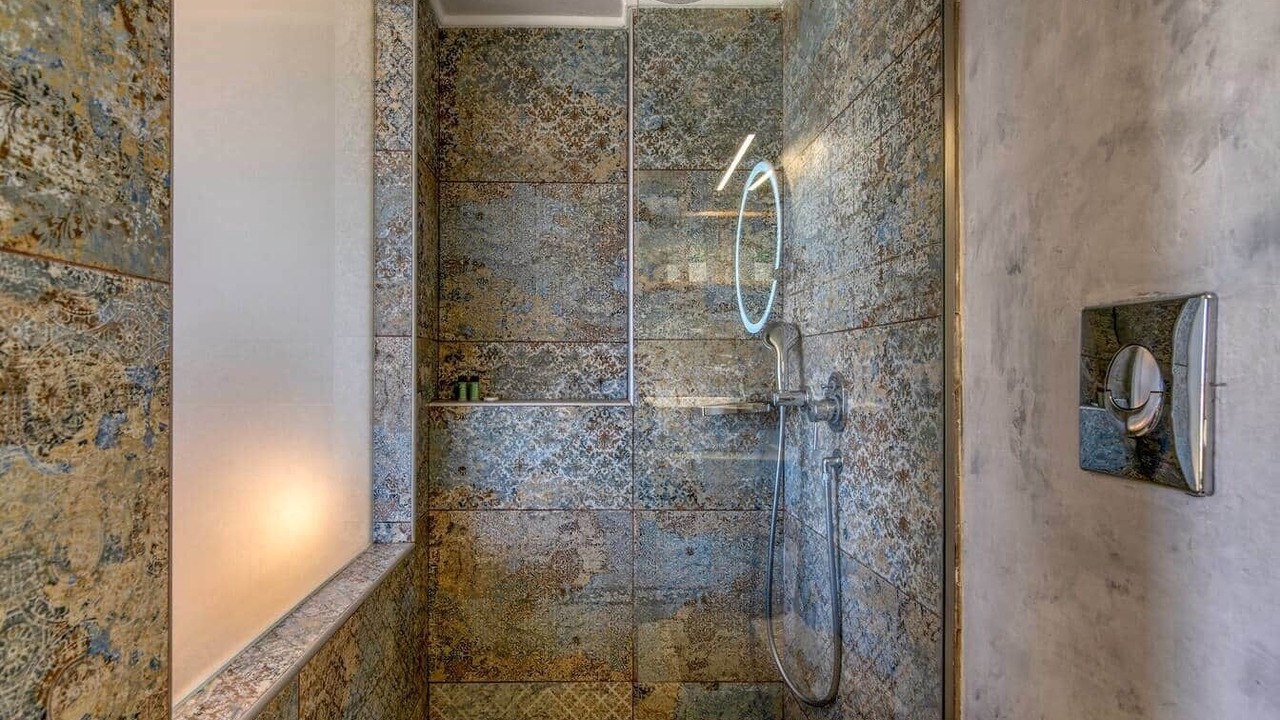 Photo of Bathroom in Limeniskos