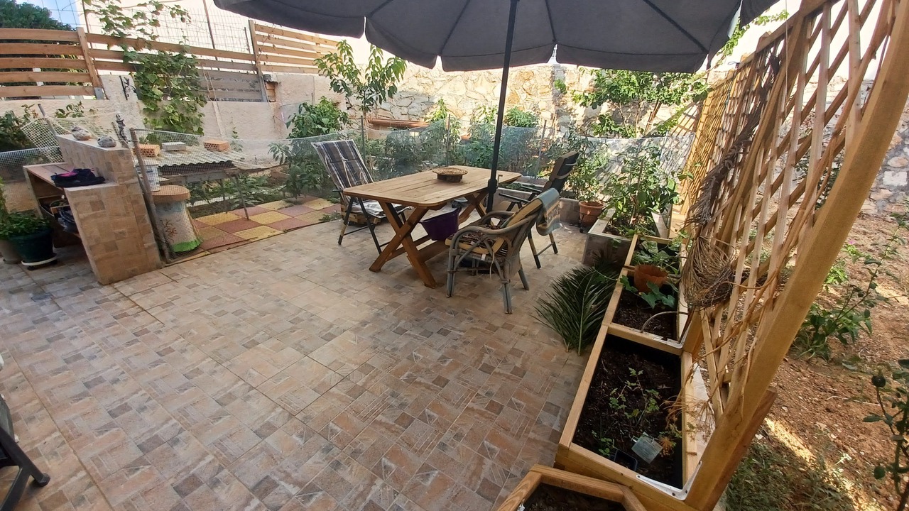 Photo of Outdoor in Halepa