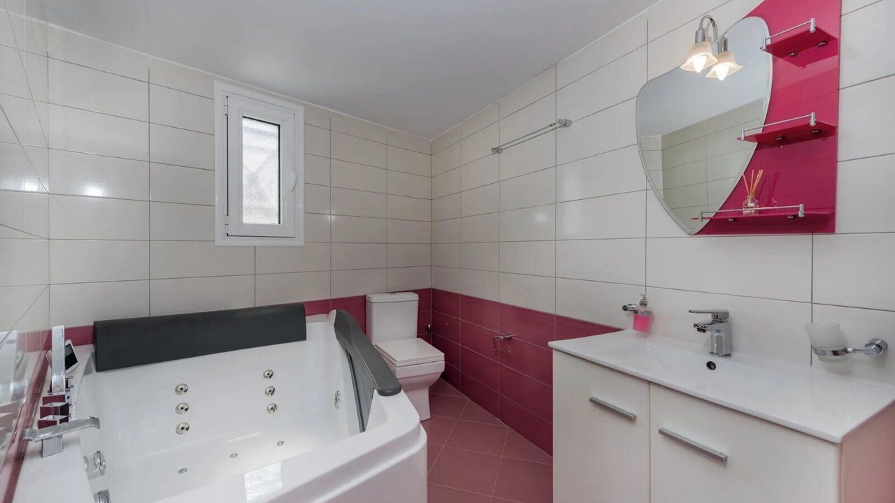 Photo of Bathroom in Agios Sostis