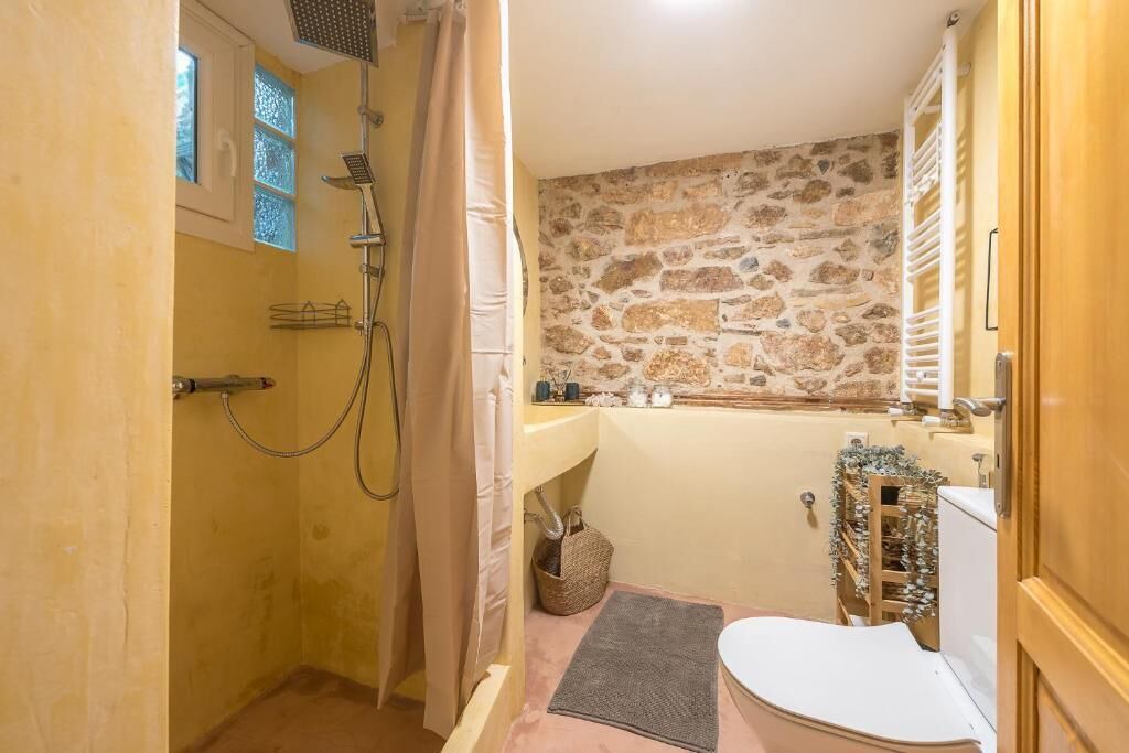 Photo of Bathroom in Mousio