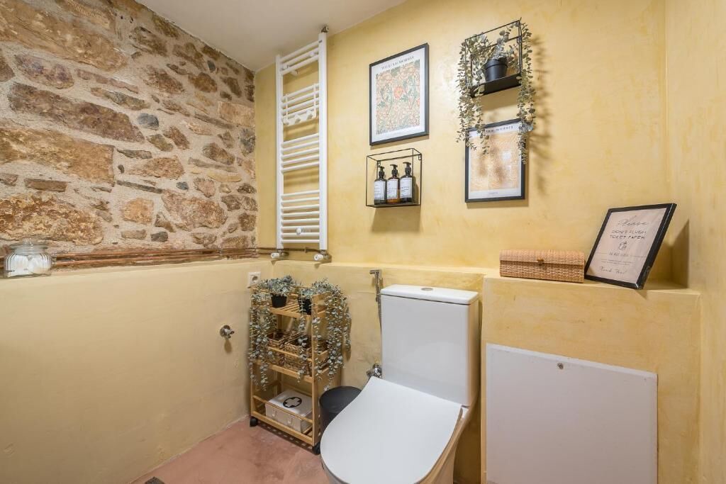 Photo of Bathroom in Mousio