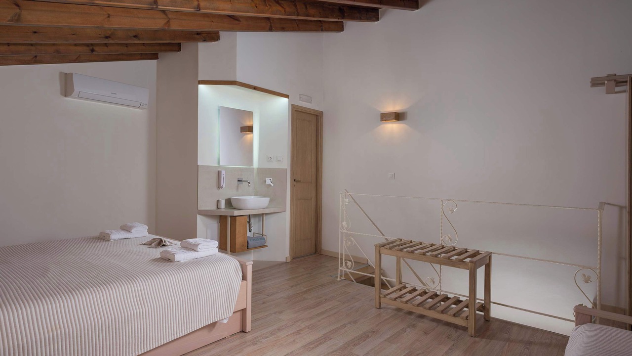 Photo of Bathroom in Kato Stalos
