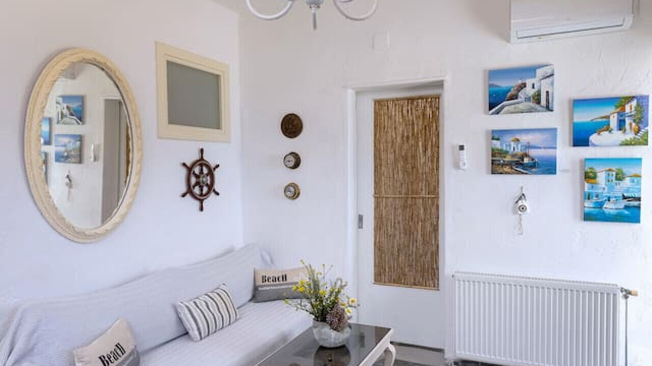 Photo of Livingroom in Syros