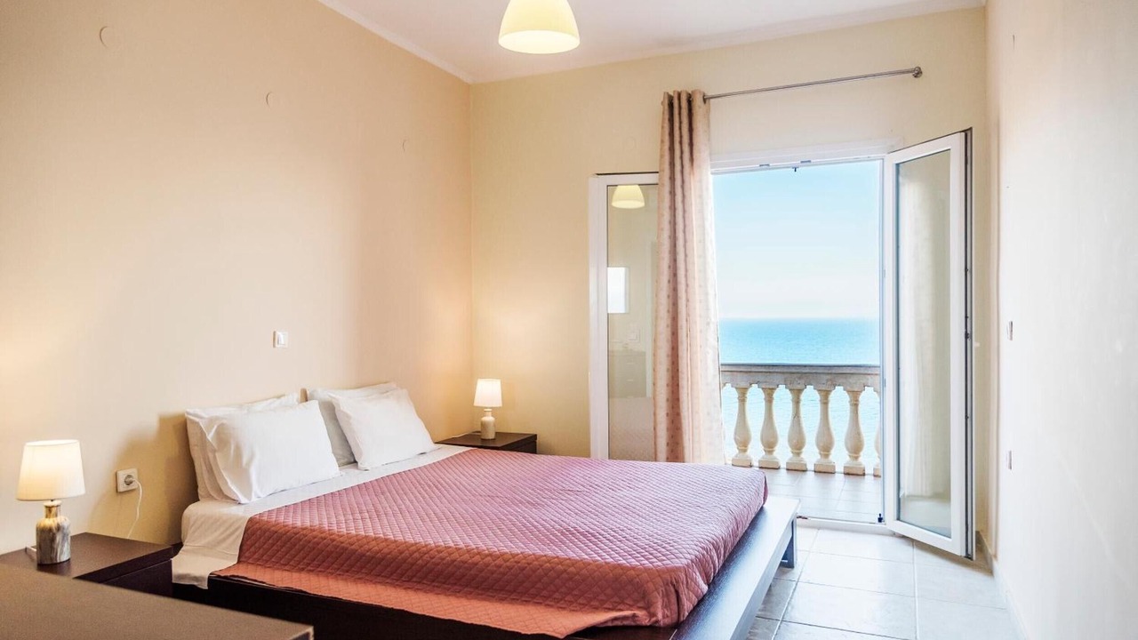 Photo of Bedroom in Gardenos