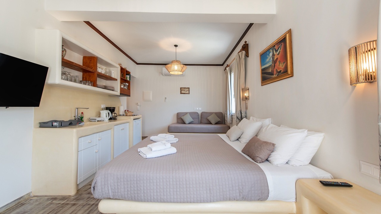 Photo of Bedroom in Parikia