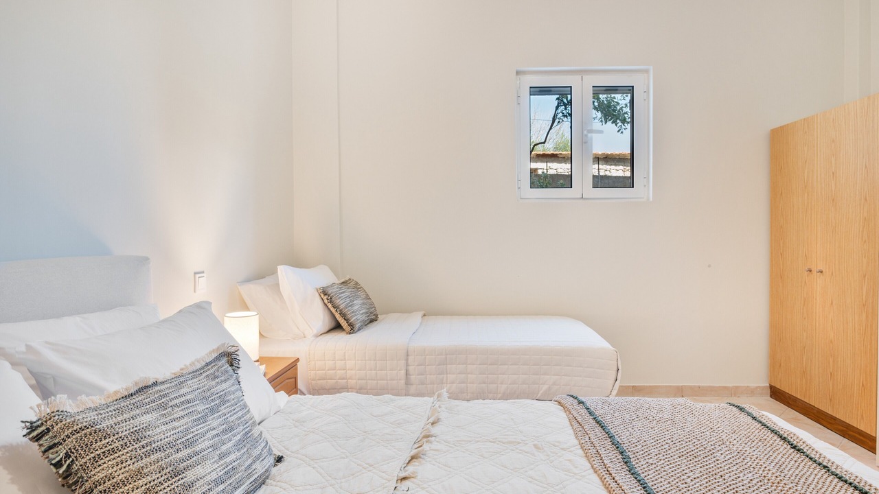 Photo of Bedroom in Skoutari