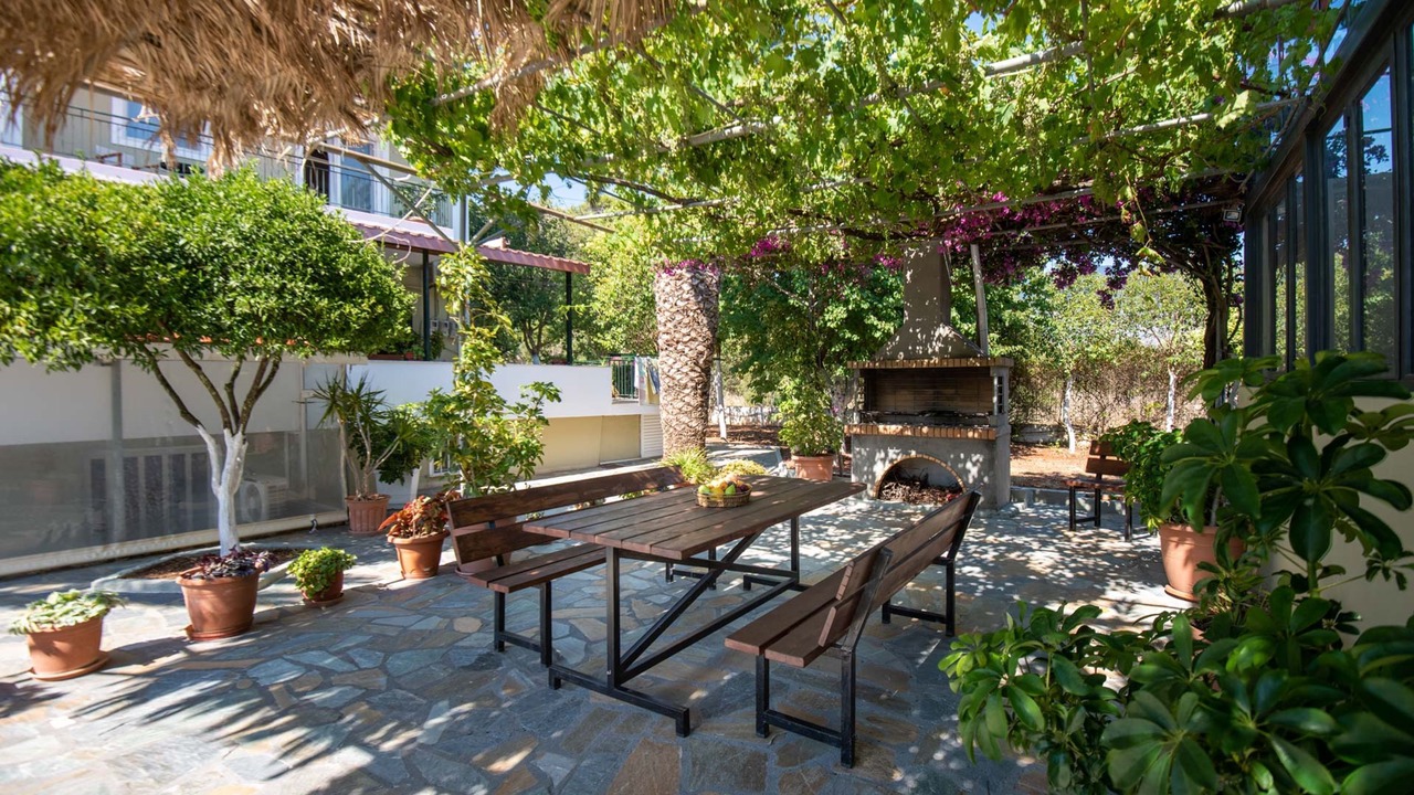 Photo of Outdoor in Mazarakata