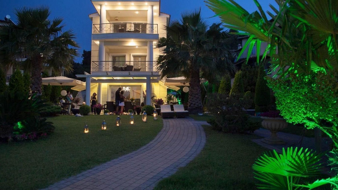 Photo of Outdoor in Polichrono