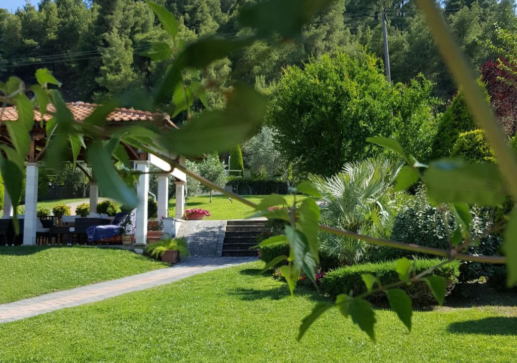 Photo of Outdoor in Polichrono