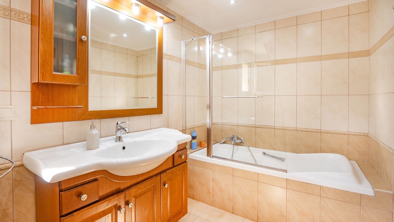 Photo of Bathroom in Benitses