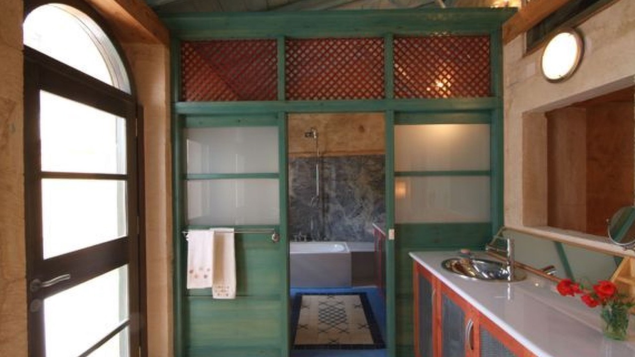 Photo of Bathroom in Roustika
