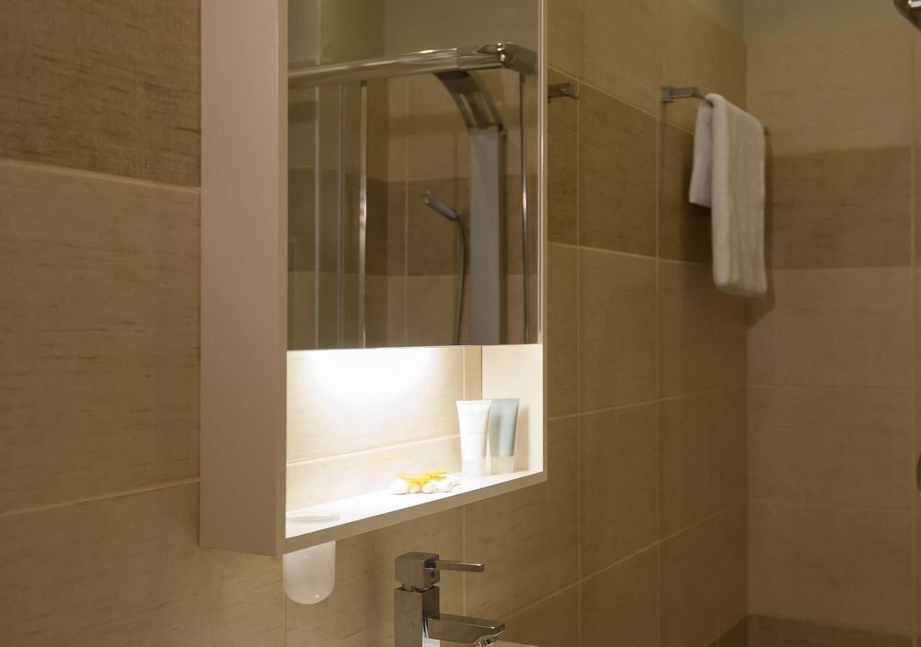 Photo of Bathroom in Adele