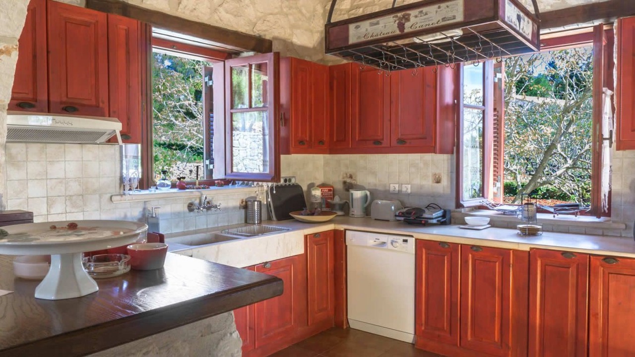 Photo of Kitchen in Agia Marina