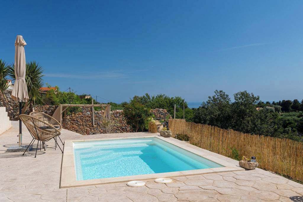 Photo of Outdoor in Amnatos