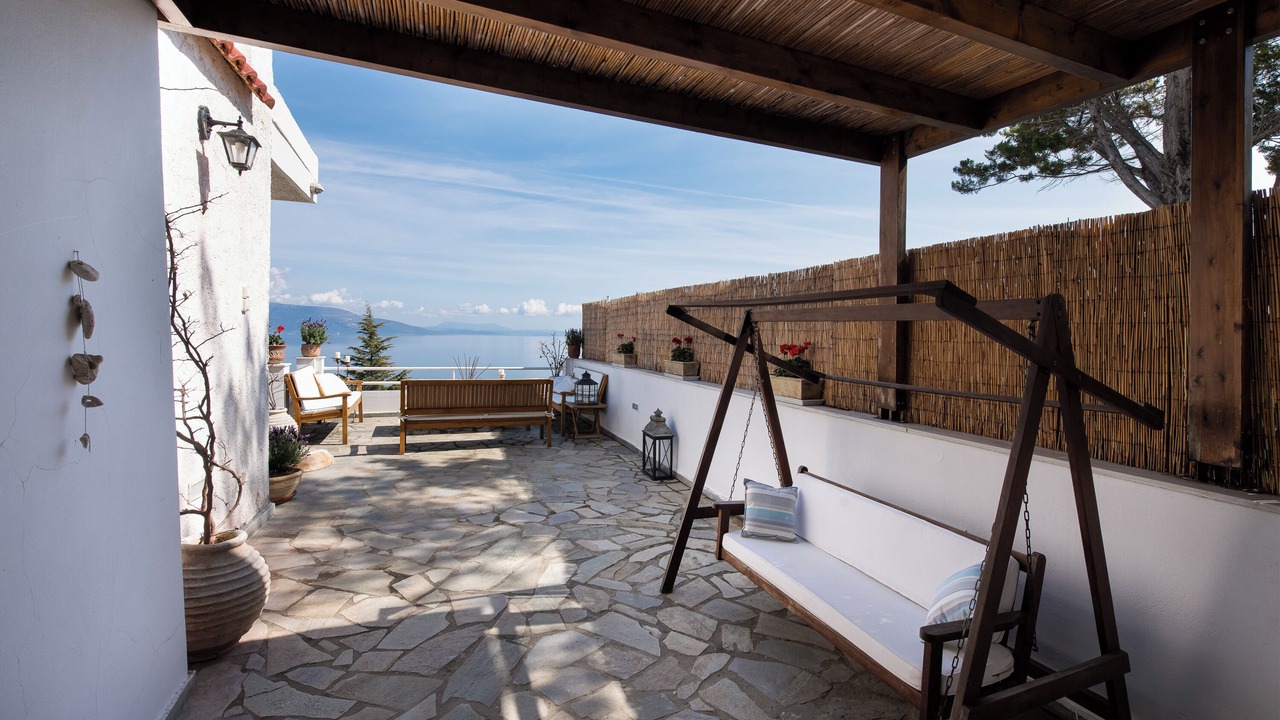 Photo of Patio Balcony in Oropos