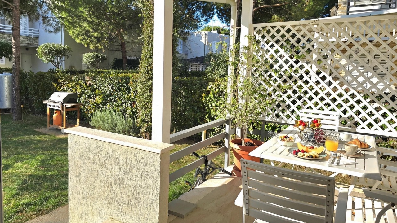 Photo of Outdoor in Ishem