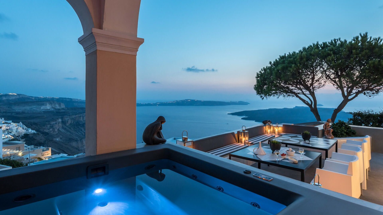 Photo of Outdoor in Fira