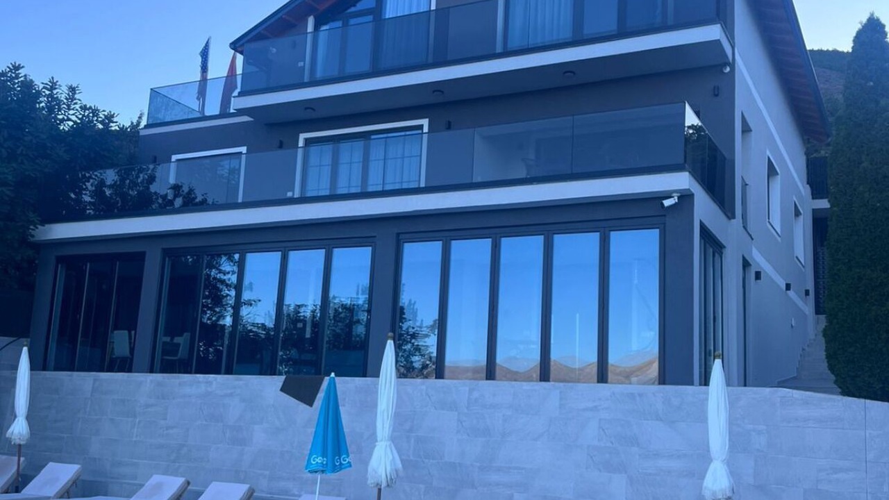 Photo of Outdoor in Udenisht
