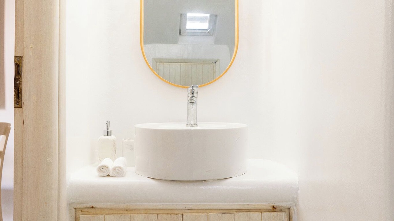 Photo of Bathroom in Kanalia