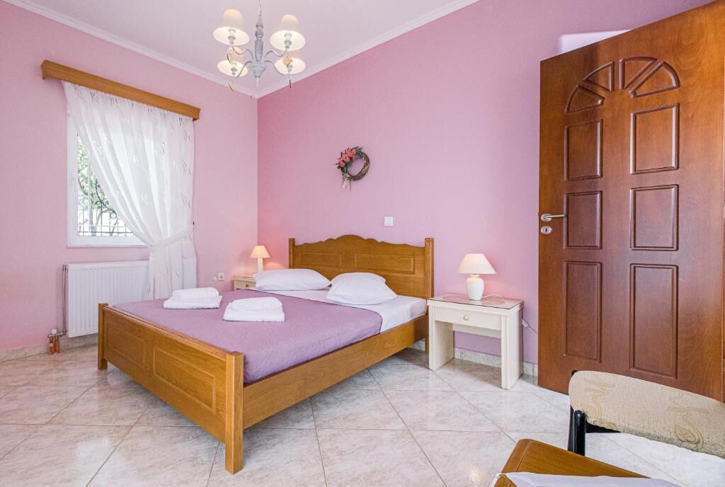 Photo of Bedroom in Spilia