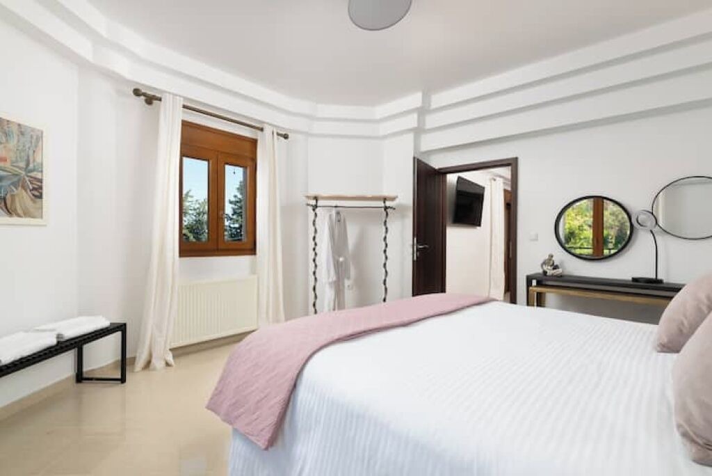 Photo of Bedroom in Kallithea