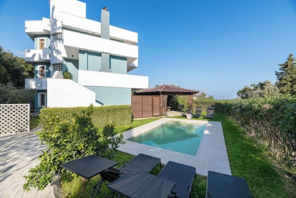 Photo of Outdoor in Kallithea