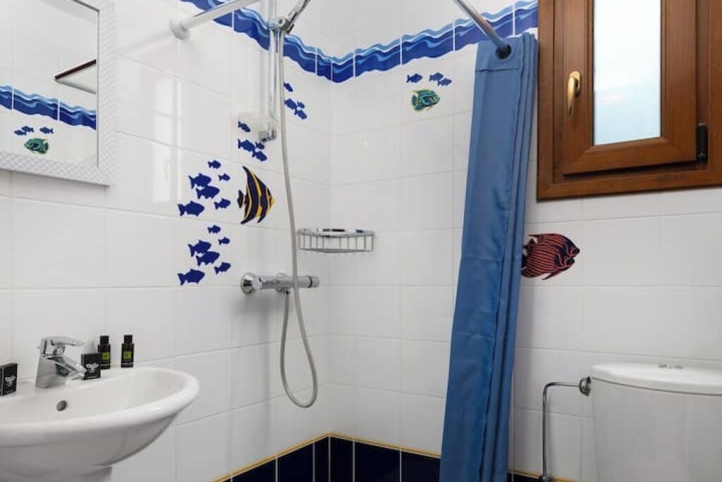 Photo of Bathroom in Kallithea
