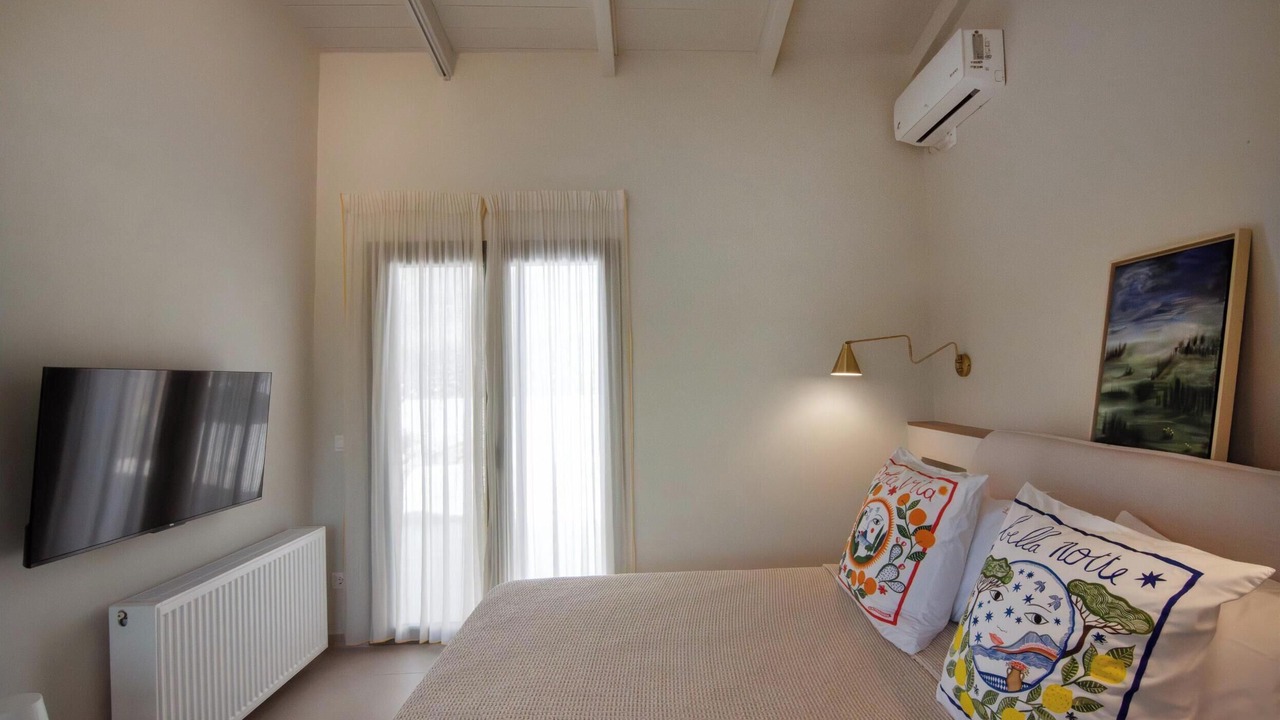 Photo of Bedroom in Kontos