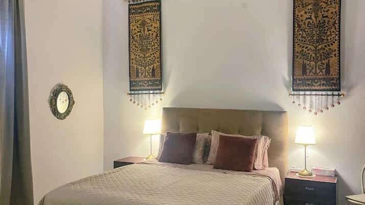 Photo of Bedroom in Ios Town