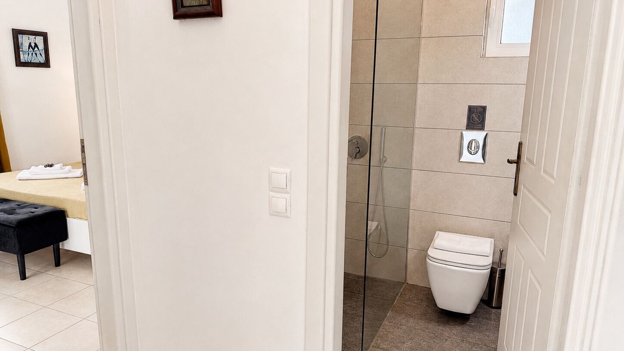 Photo of Bathroom in Exopoli