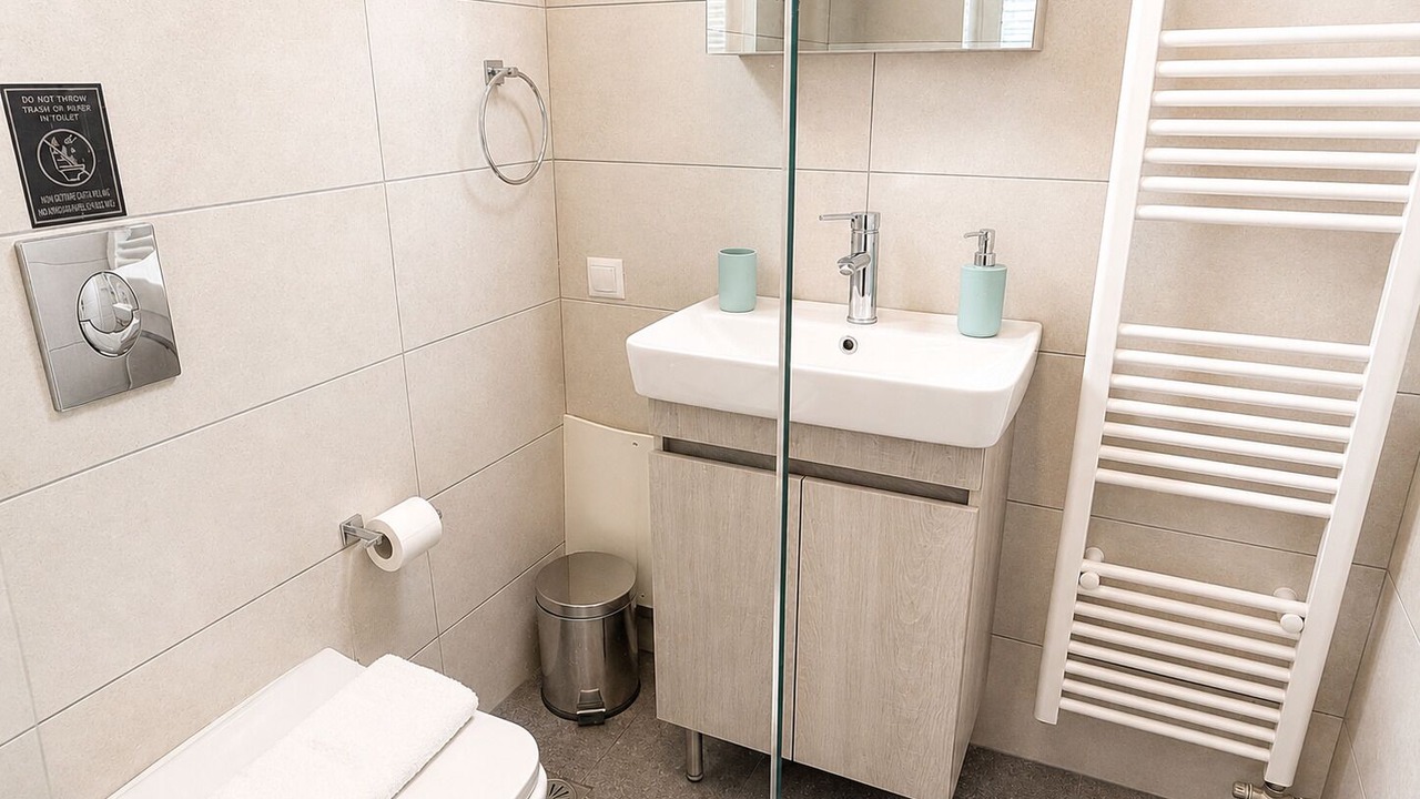 Photo of Bathroom in Exopoli