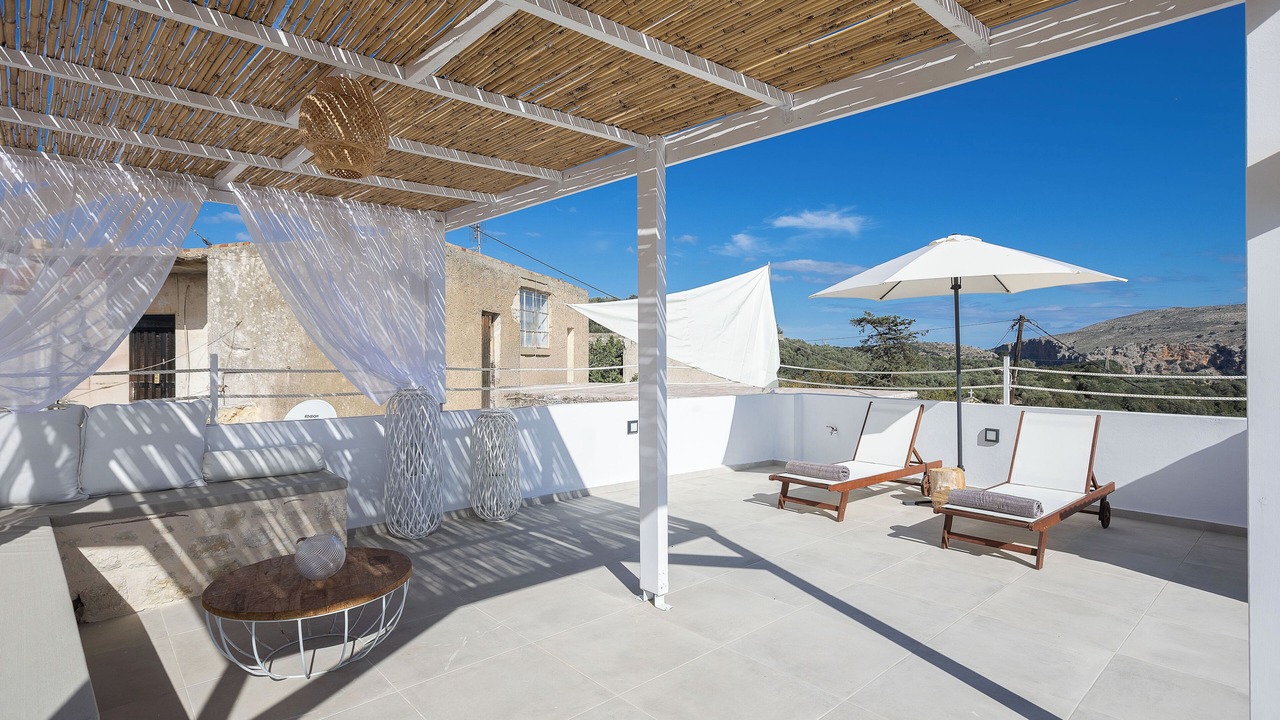 Photo of Patio Balcony in Karoti