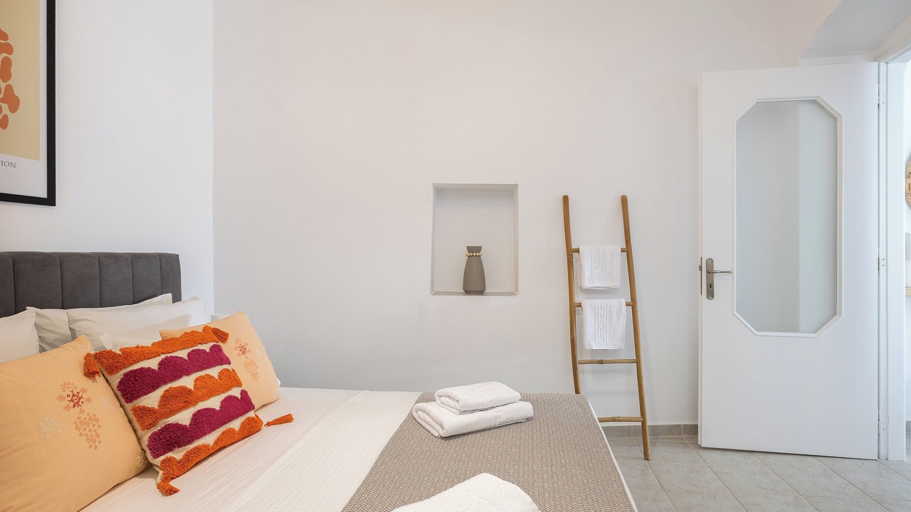 Photo of Bedroom in Karoti