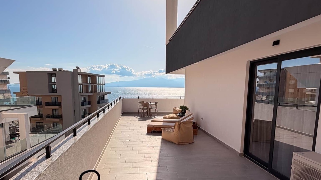 Photo of Patio Balcony in Kodrra
