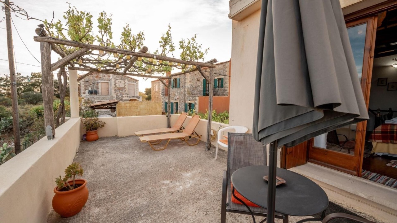 Photo of Patio Balcony in Malaxa