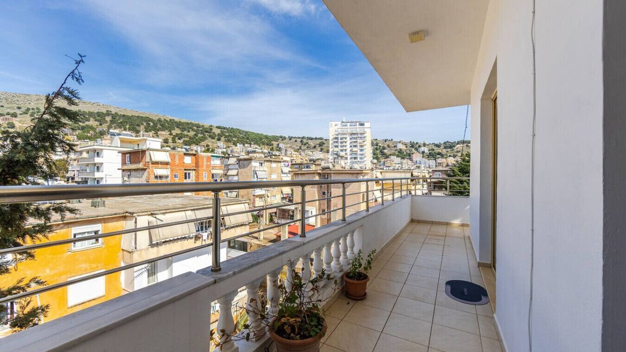 Photo of Patio Balcony in Qender