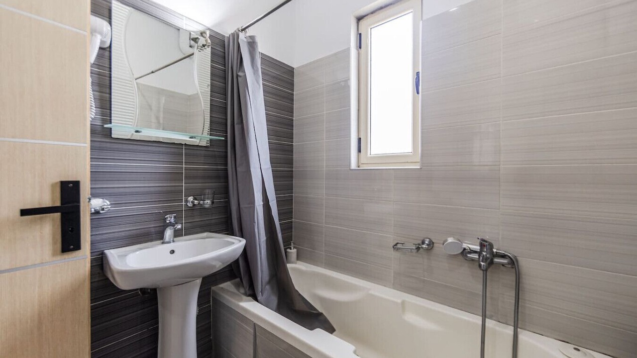 Photo of Bathroom in Qender