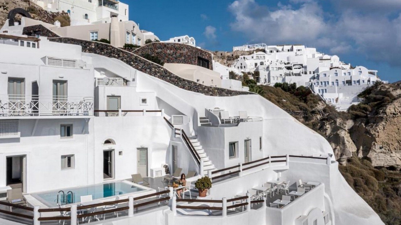 Photo of Others in Oia