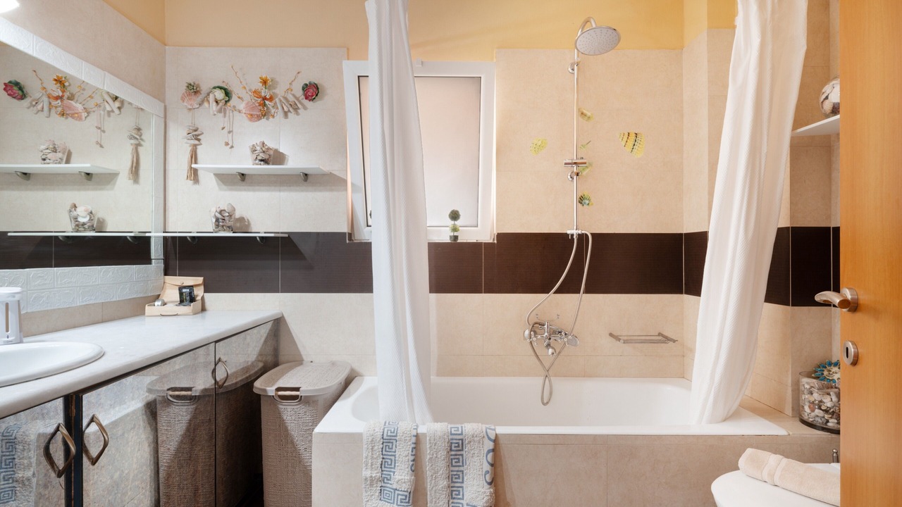 Photo of Bathroom in Kalamata