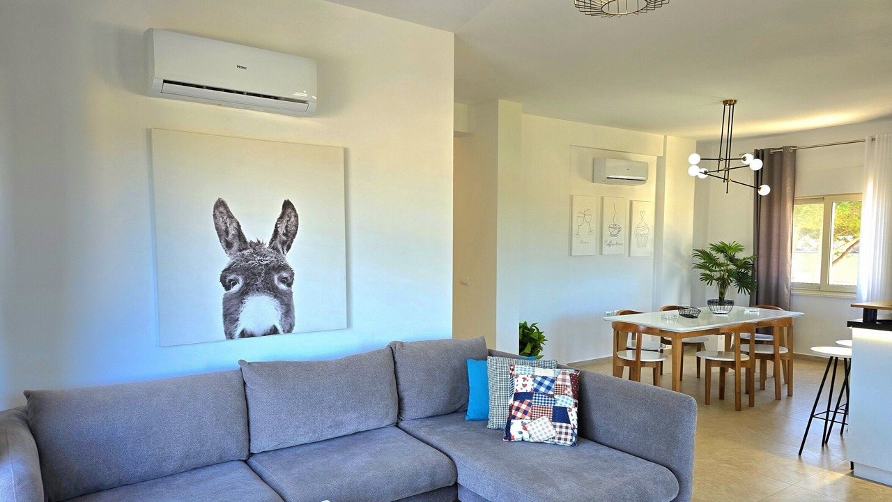 Photo of Livingroom in Ishem